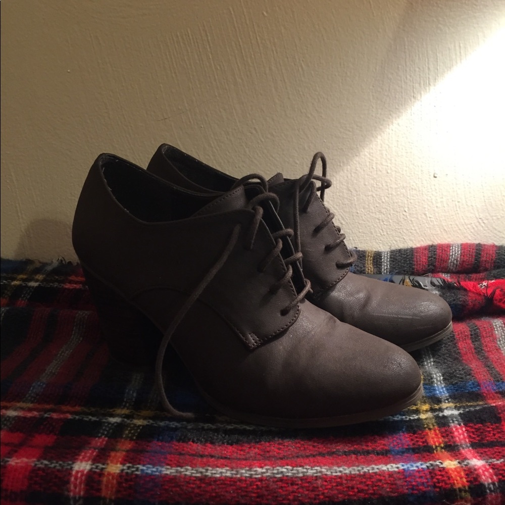 Vintage inspired chunky heels
